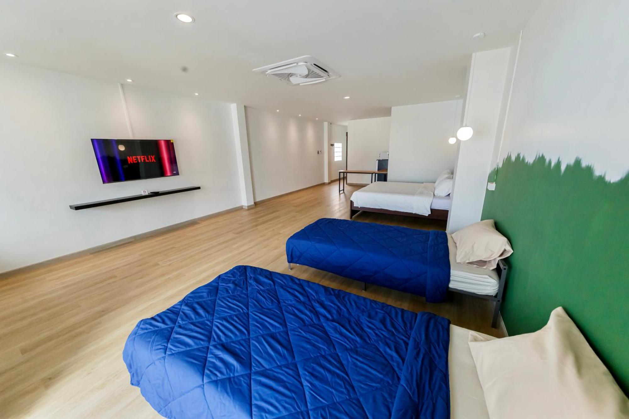 De Blue Door, Hatyai Hat Yai Rum bild
